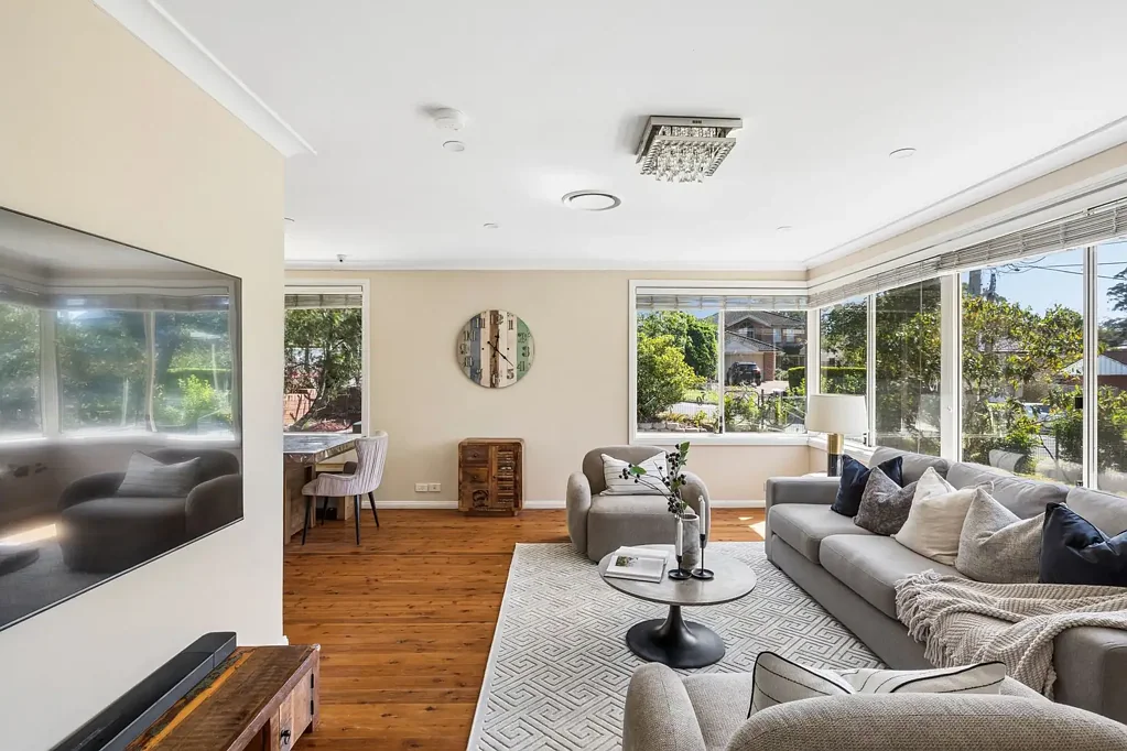 Baulkham Hills 3Phòng ngủ North-Facing Family Home - Baulkham Hills North Locale