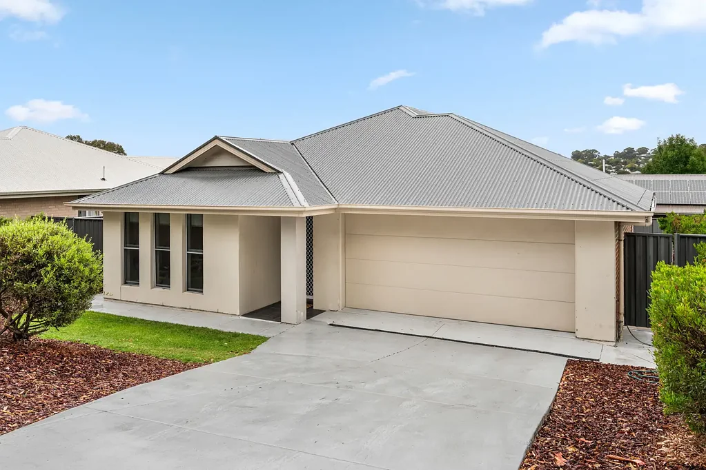 Mount Barker 4Phòng ngủ Spacious Family Living in the Heart of Mount Barker