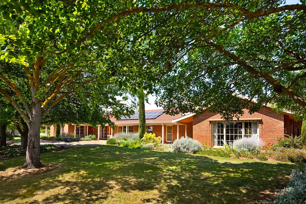 17 Maldon Road, Mckenzie Hill, VIC 3451