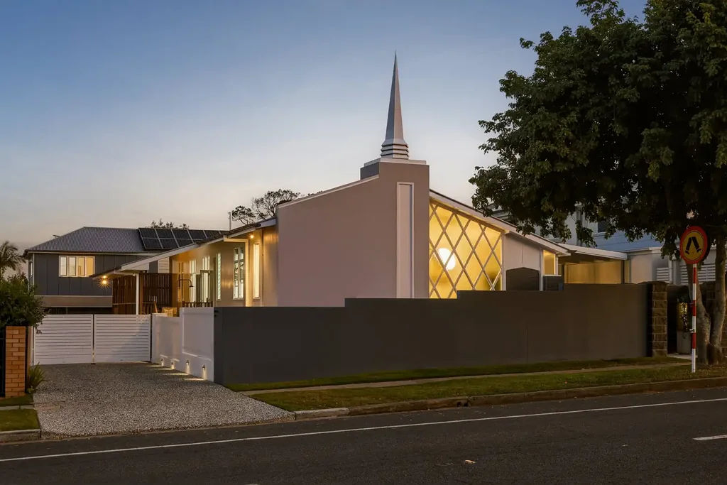 Brighton 6Kwarto A Landmark Dual‑Residence Estate — Rare, Refined and Completely One‑of‑a‑Kind