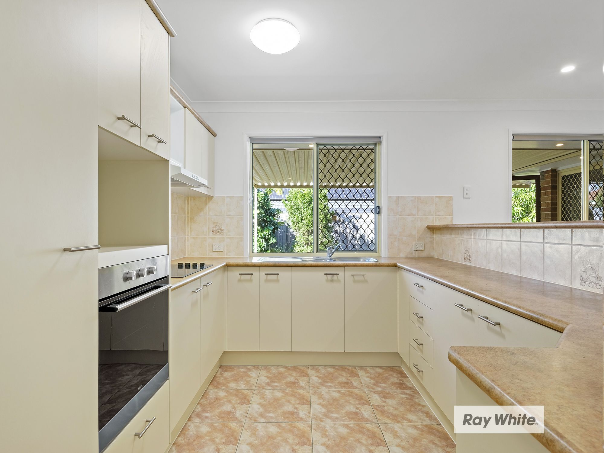 9 SUGARLOAF ST, FOREST LAKE QLD 4078, 0 chambres, 0 salles de bain, House