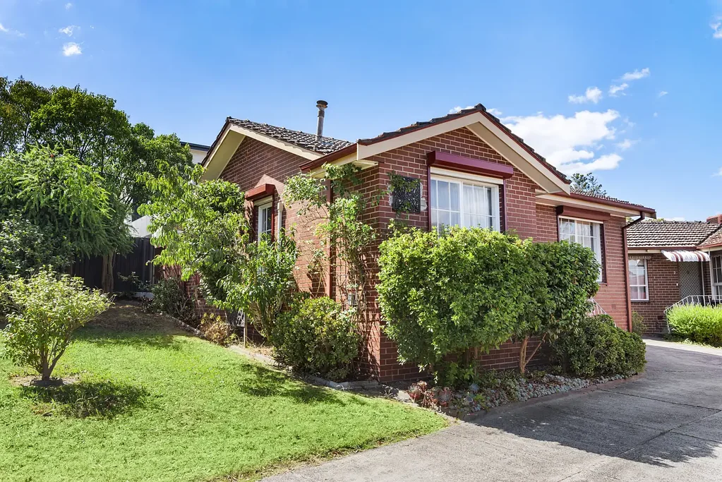 Bulleen 2Kwarto Single Level Living in Superb Location