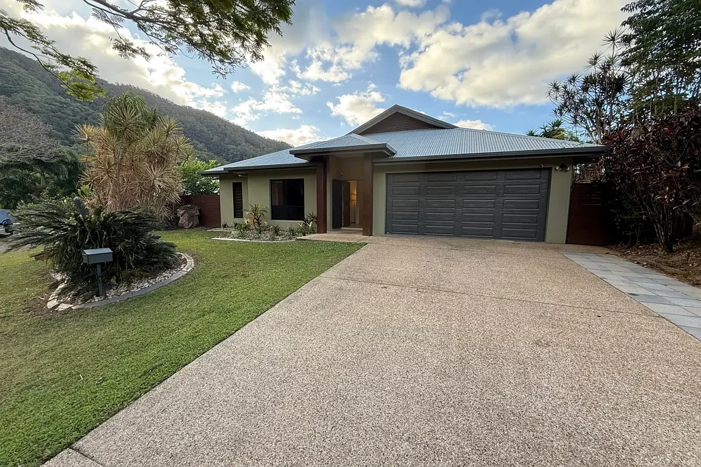 45 Huntley Crescent, Redlynch, QLD 4870