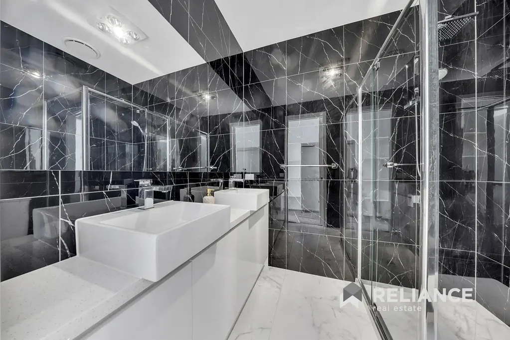 Tarneit 3 Slaapkamer DISPLAY QUALITY NORTH FACING HOME OPPOSITE TO PARK !!!