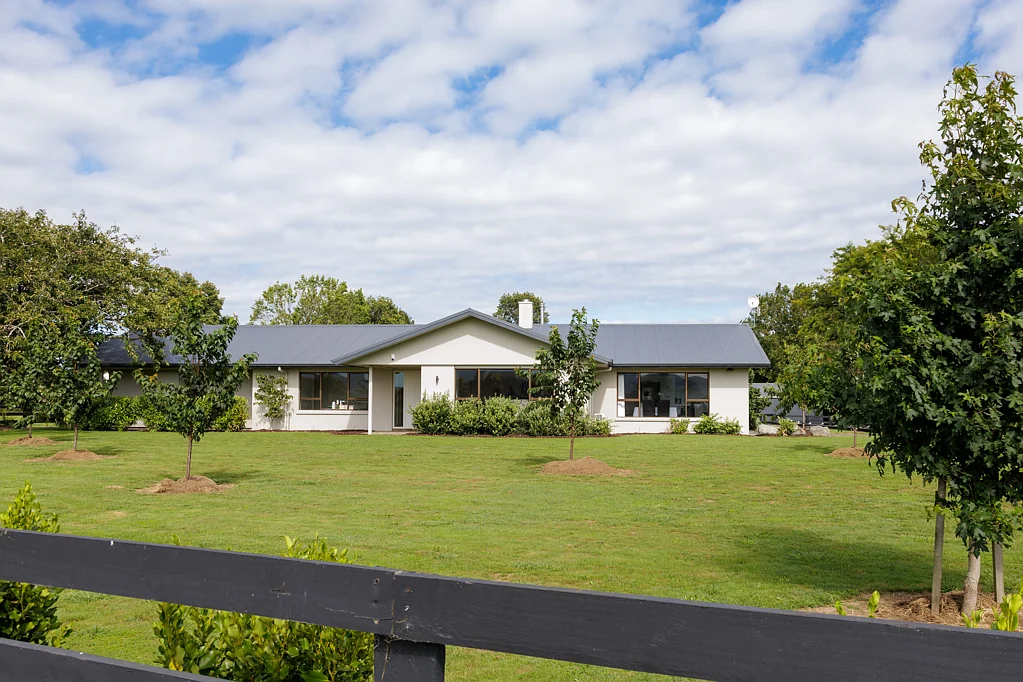 Matamata  Country space with stunning Kaimai views