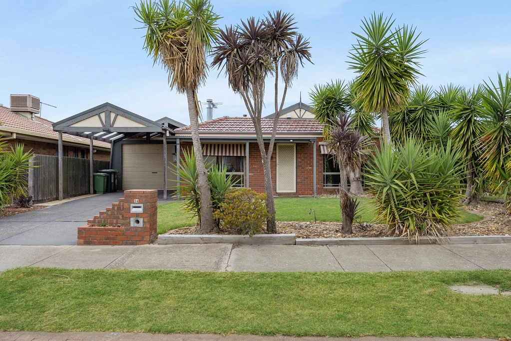 36 Sorbonne Drive, Sunbury, VIC 3429