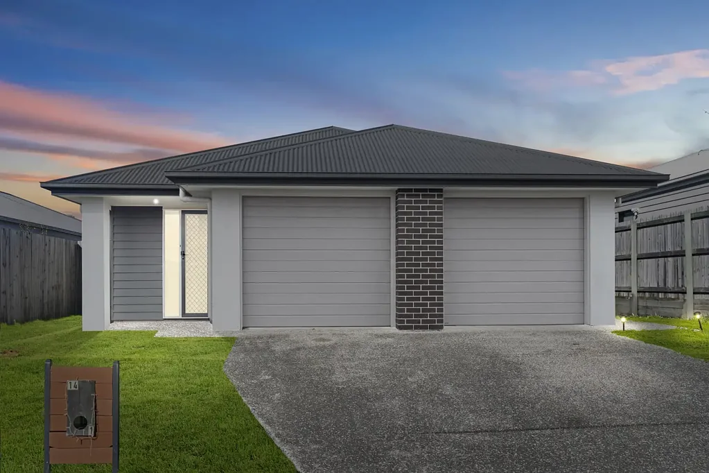 Park Ridge 5 Bedroom Dual Key Investment Opportunity - High Yield, Modern Living in Park Ridge