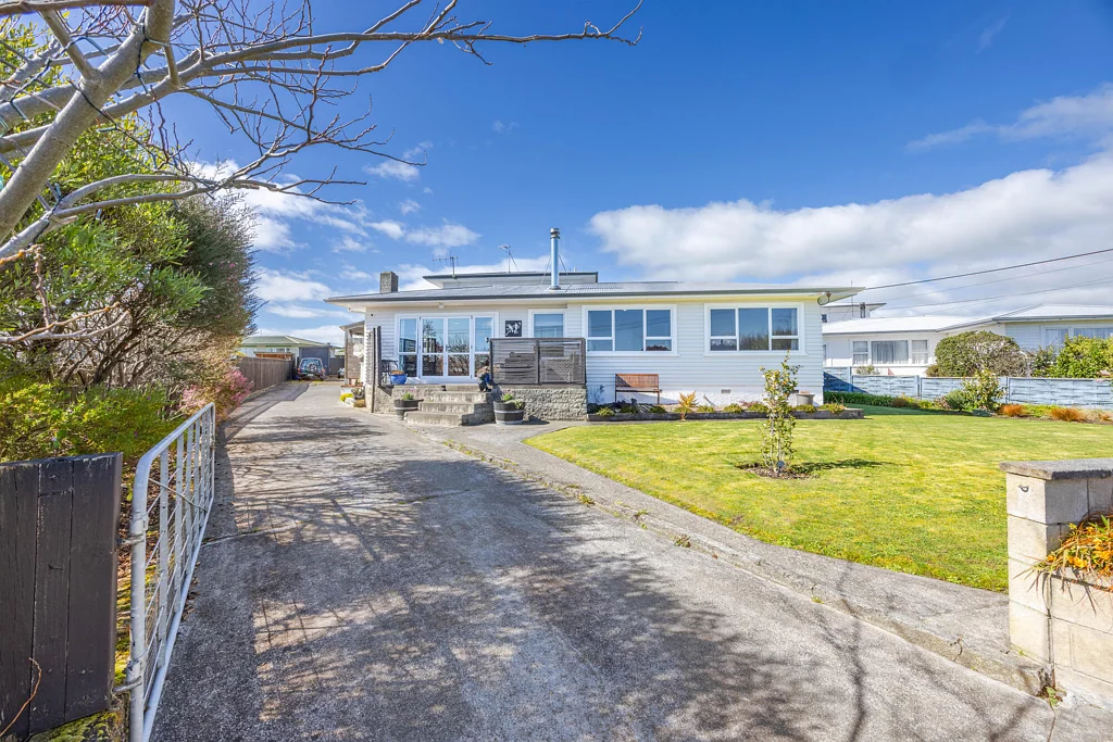 Waipukurau and Surrounds 5Moenga Hit the jackpot!