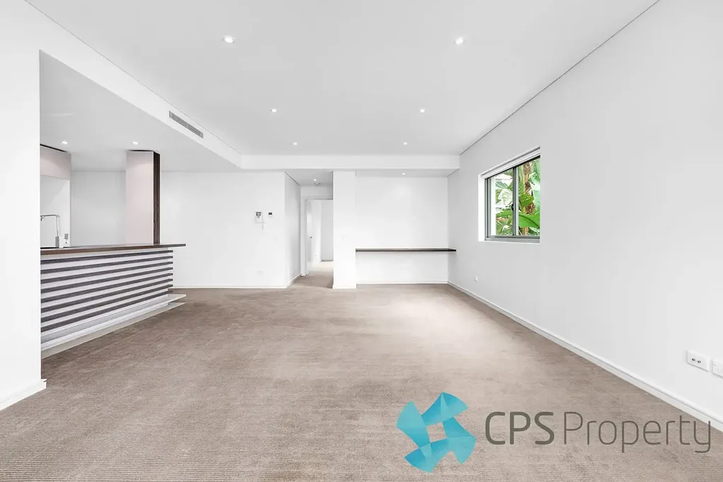 EXECUTIVE TWO BEDROOM PARKSIDE RESIDENCE IN THE POPULAR 'ARTISAN' COMPLEX