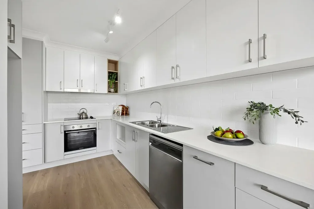 Artarmon 2ਬੈੱਡਰੂਮ Impressive Offering - Great Space, Elevation and Aspect