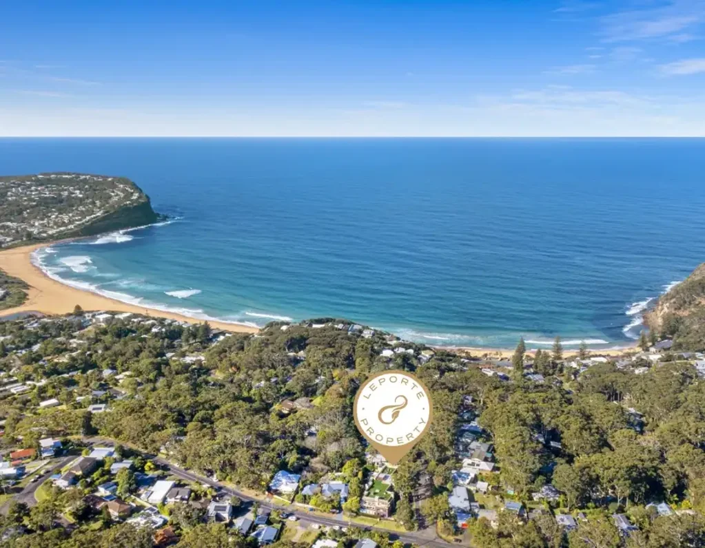 Macmasters Beach 3 Bedroom Experience unparalleled coastal luxury in the prestigious 'Chelsea Apartments'