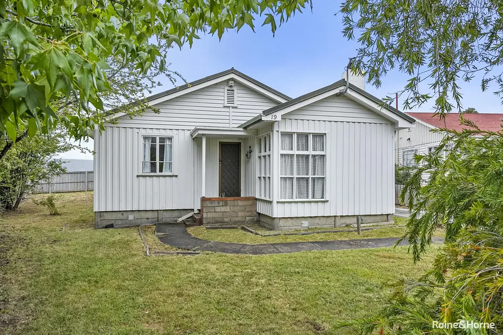 19 Barry Street, Glenorchy, TAS 7010