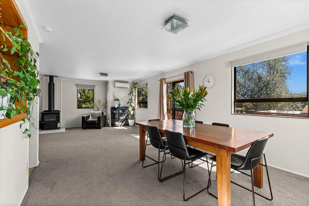 Havelock North 3कमरा Sunshine, Space & Village Convenience