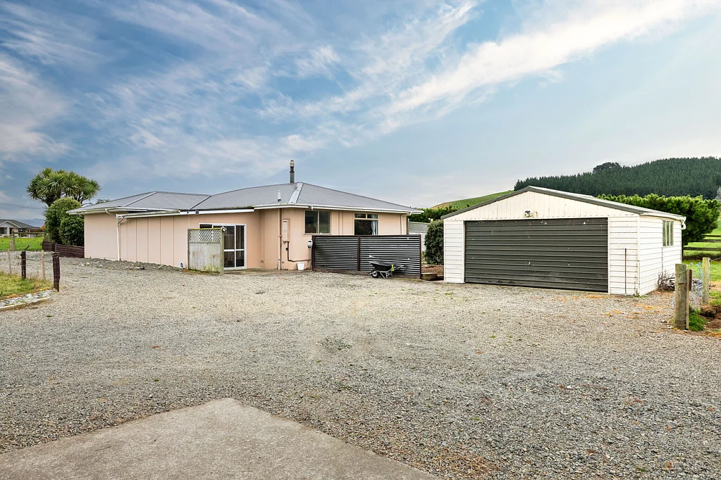 Waimate 4房  Country Living with Space, Views & Shedding Galore