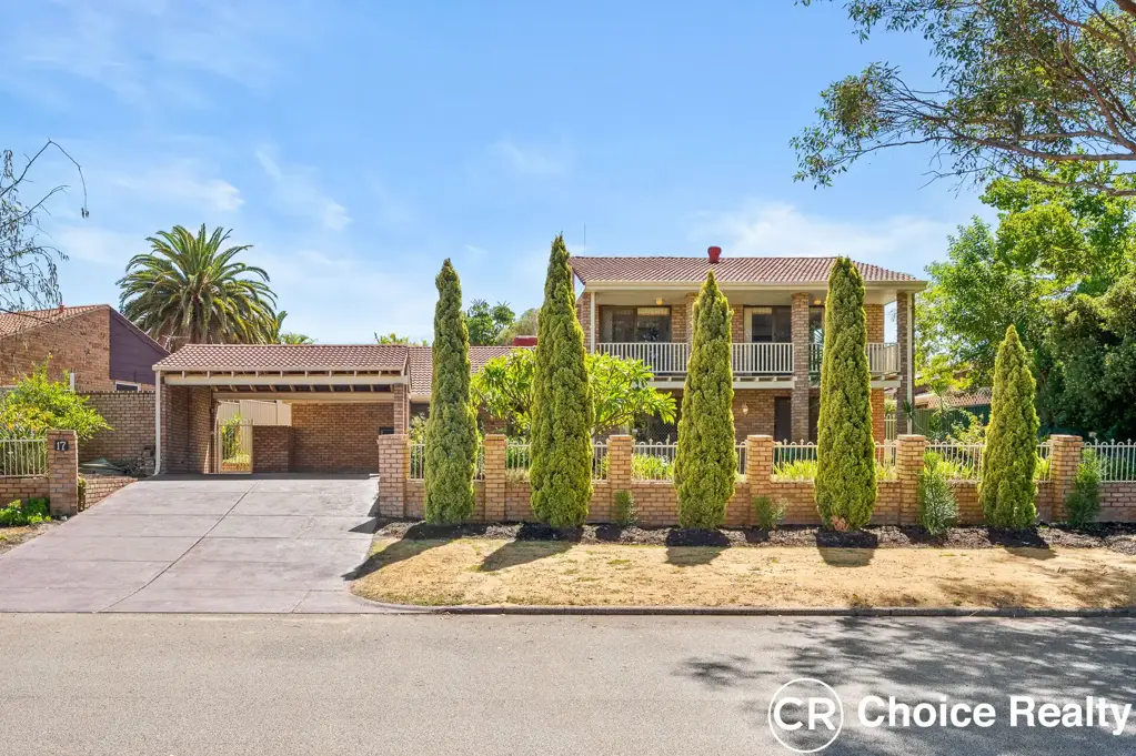 17 Harrington Crescent, Leeming, WA 6149