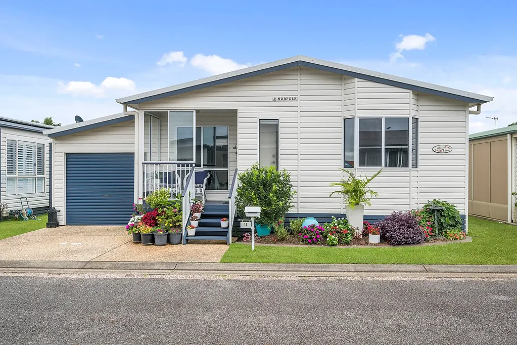 Port Macquarie 3 Bedroom Complete Package.