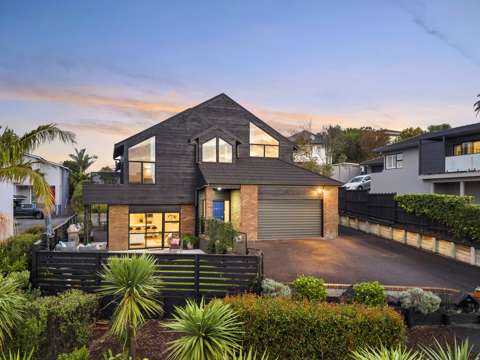 Mairangi Bay 4部屋 Best in Show - Brick, Cedar & Seriously Charming!