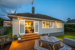 23 Coates Crescent, Panmure