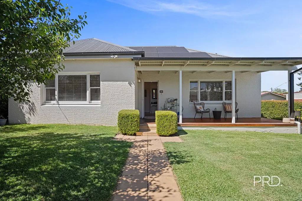 40 Wooden Street, Turvey Park, NSW 2650