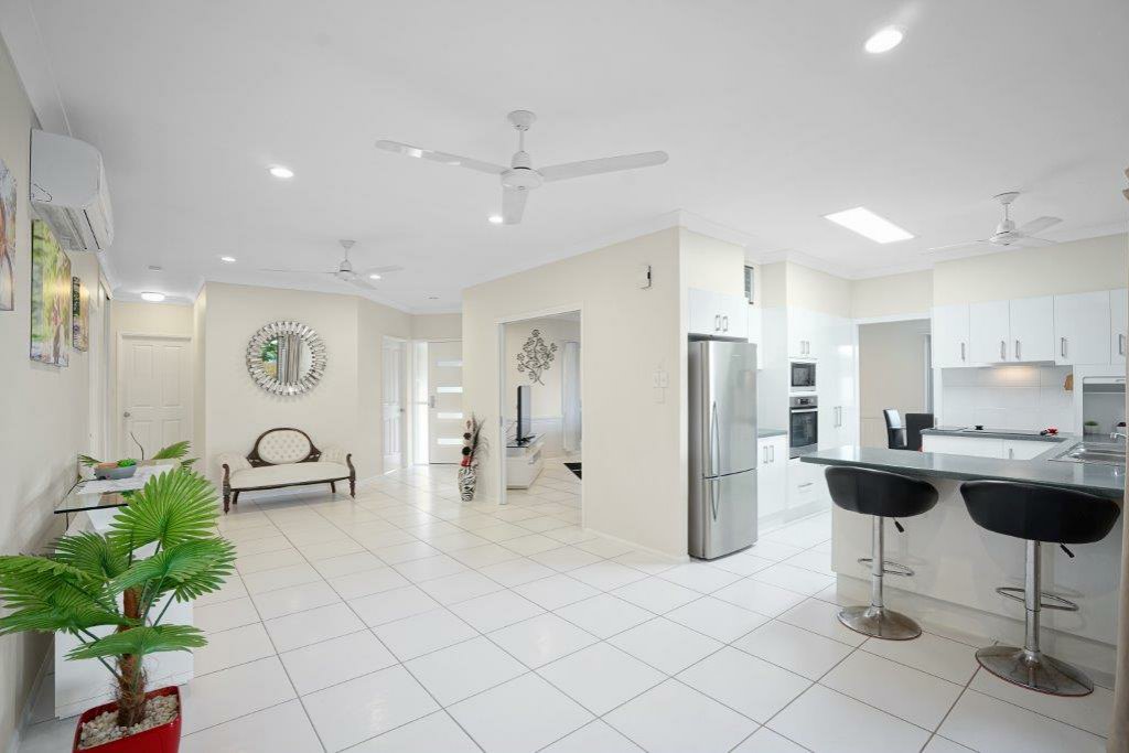 7 POPPLE CL, KANIMBLA QLD 4870, 0 Bedrooms, 0 Bathrooms, House