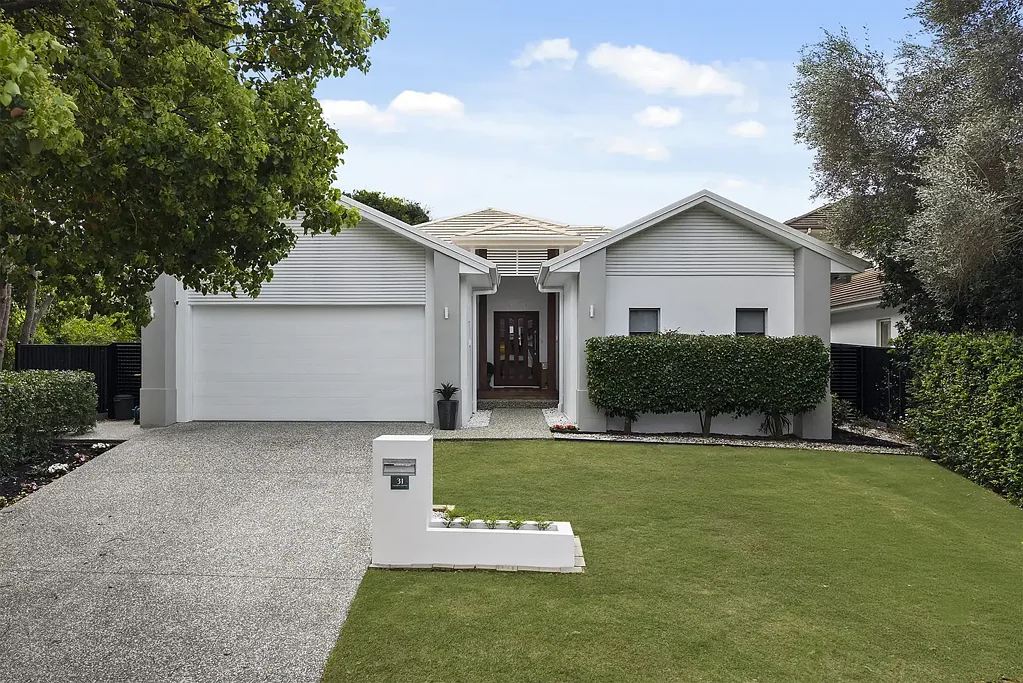 Carseldine 4कमरा Modern and Spacious Family Home in Carseldine