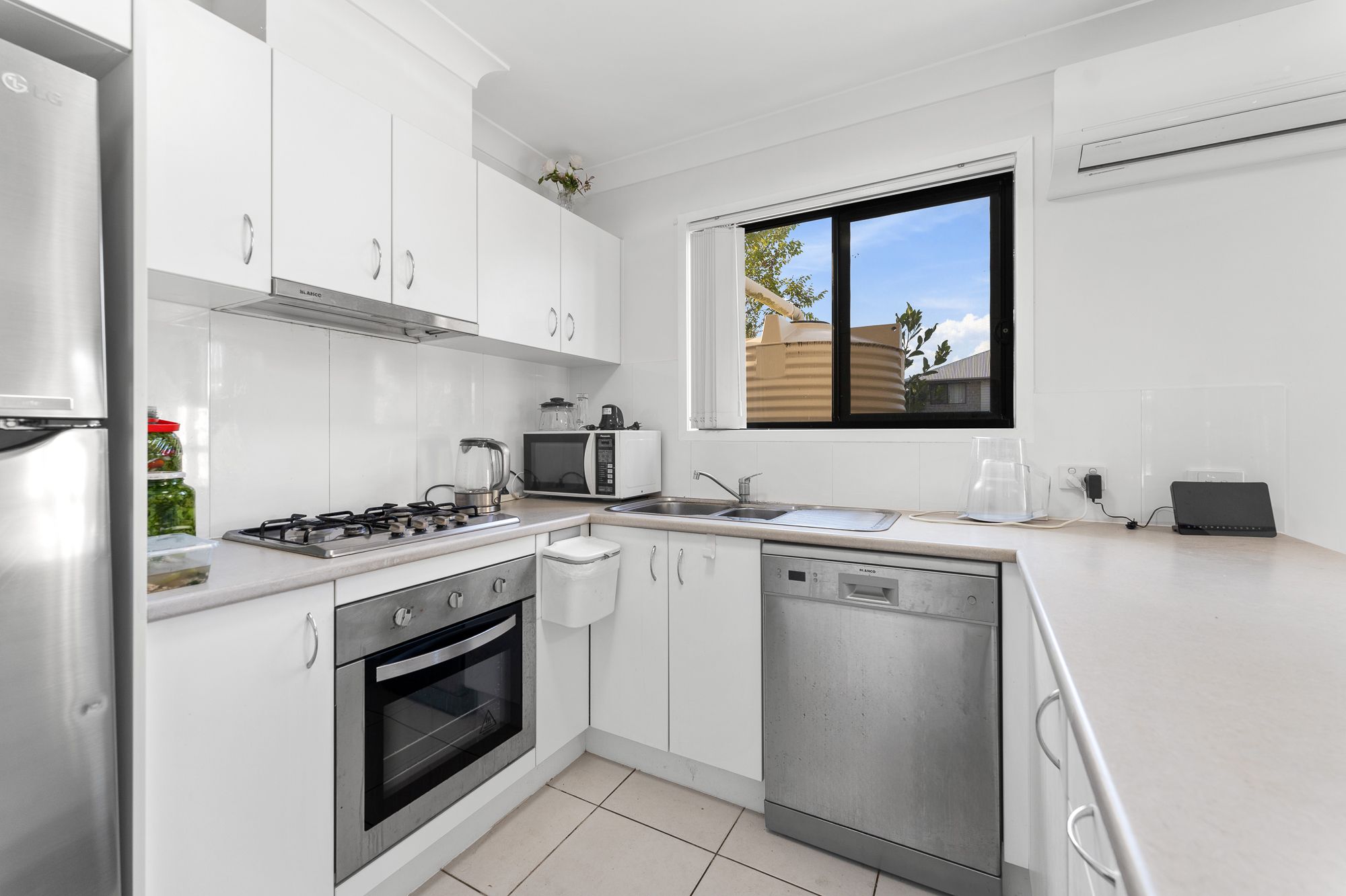 ROCKFIELD MANORS UNIT 17 56 SOPHIE PL, DOOLANDELLA QLD 4077, 0 rūma, 0 rūma horoi, Townhouse