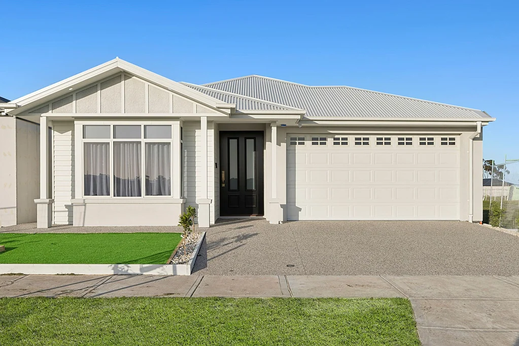 4 Juwel Road, Sunbury, VIC 3429