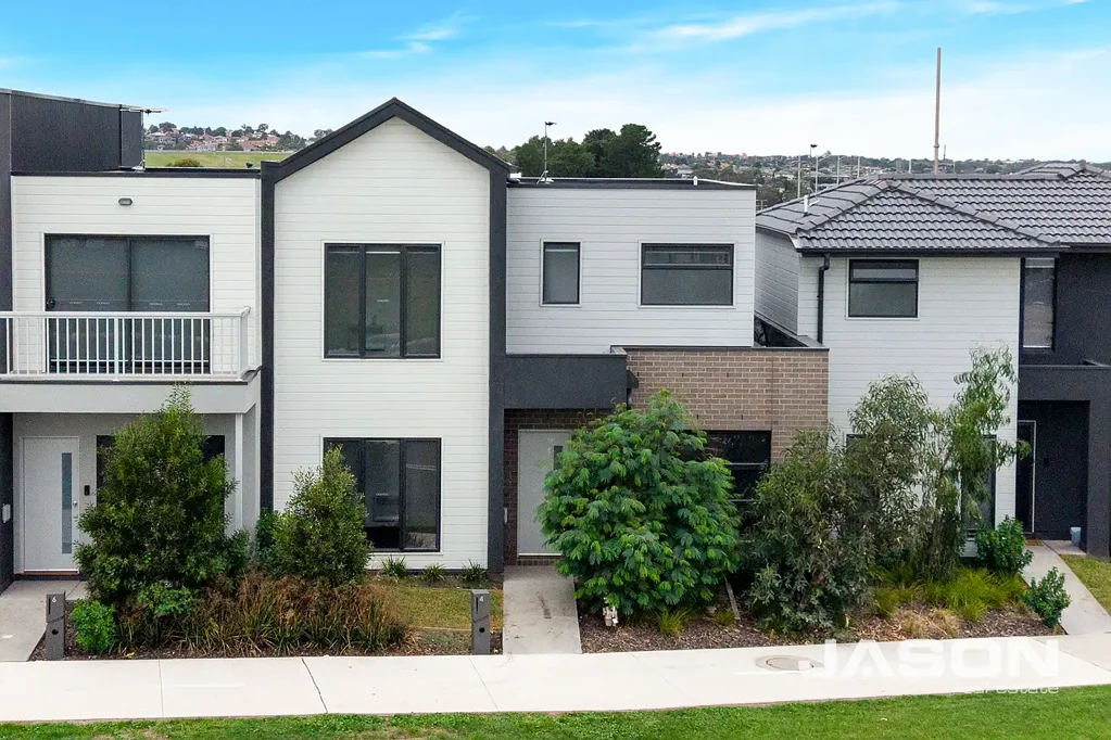4 Brendan Road, Greenvale, VIC 3059