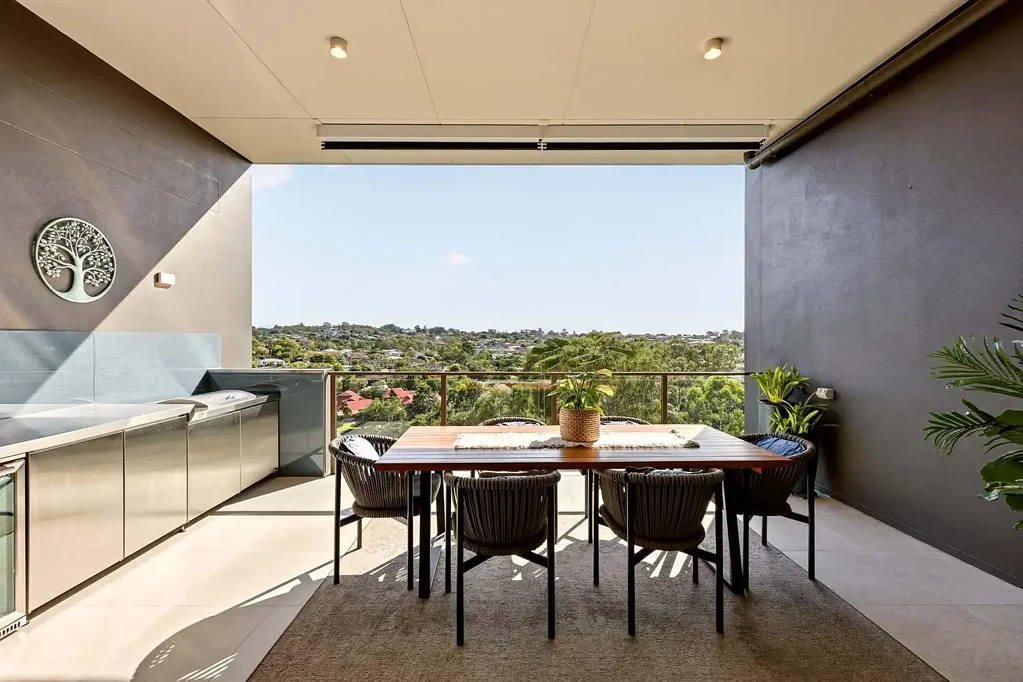Chermside 3બેડરૂમ Penthouse Apartment with Parkland Views and Premium Lifestyle Upgrades