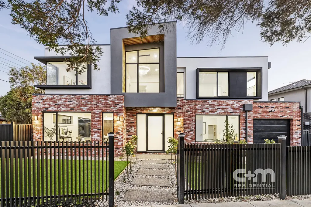 1 Lex Grove, Oak Park, VIC 3046