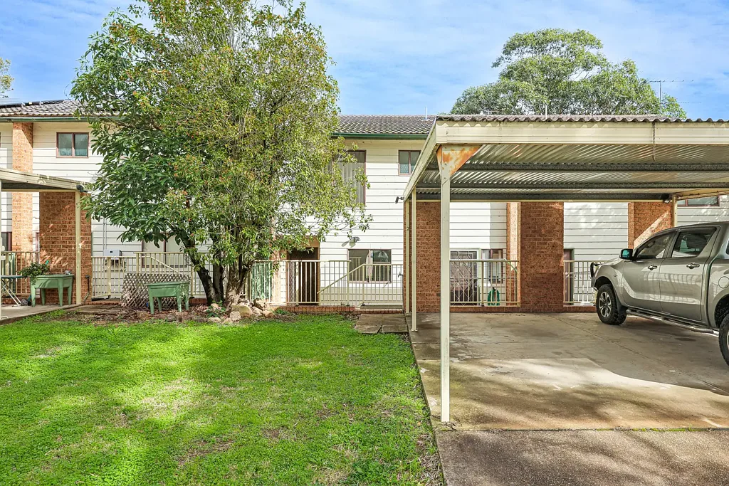 Refurbished Three Bedroom Townhouse