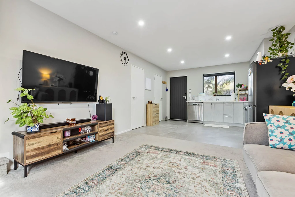 Glen Eden 2部屋 URGENT URGENT – FINAL OPPORTUNITY