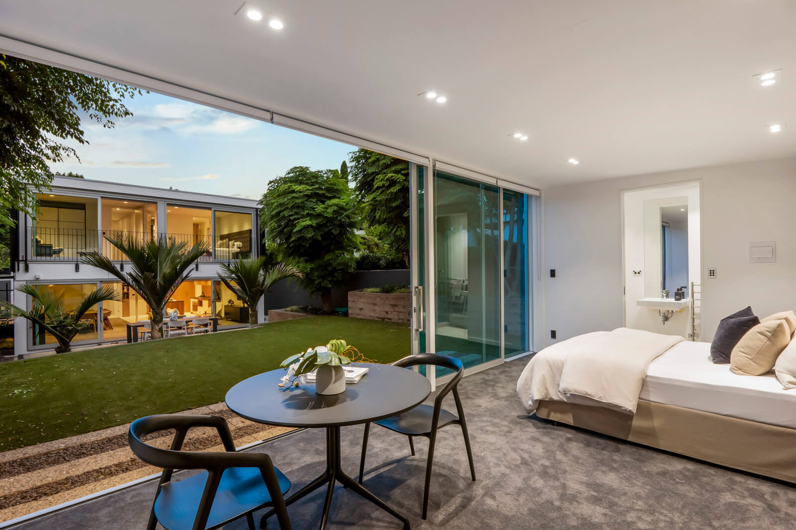 31a The Parade, Saint Heliers, Auckland, 4 ห้องนอน, 0 ห้องน้ำ, House