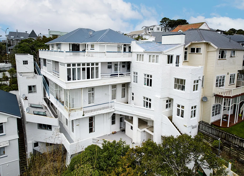 Kelburn 18 Slaapkamer Strategically located residential investment