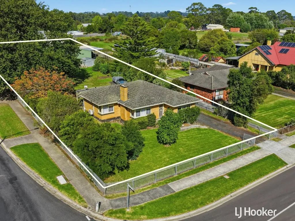 Nyora 3침실 PRIME OPPORTUNITY IN THE HEART OF NYORA!