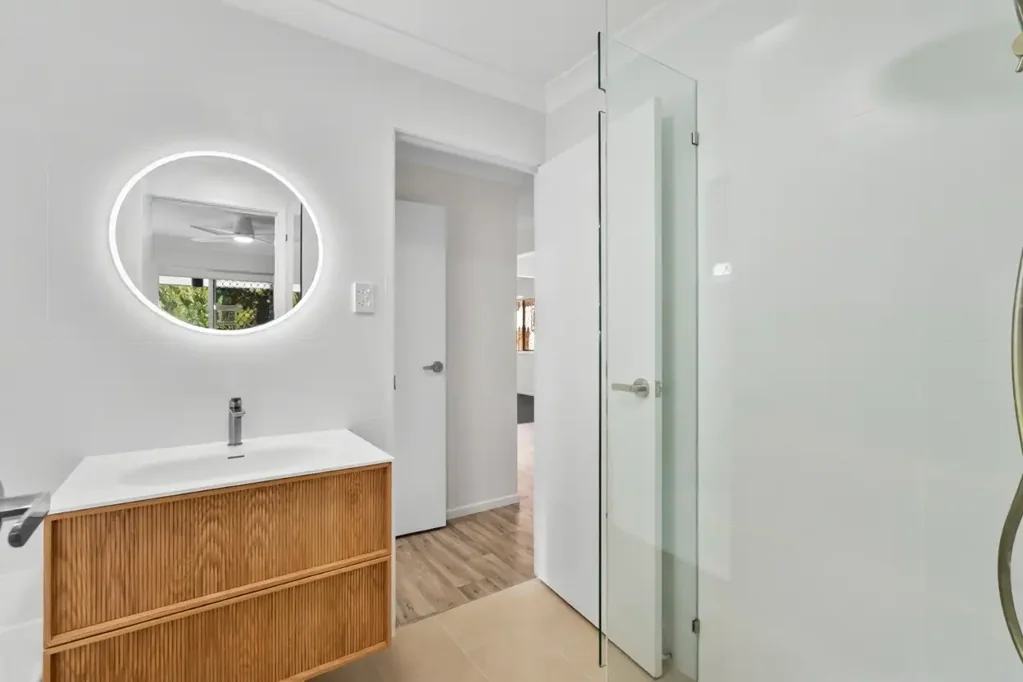 33 Dover Road, Margate, QLD 4019