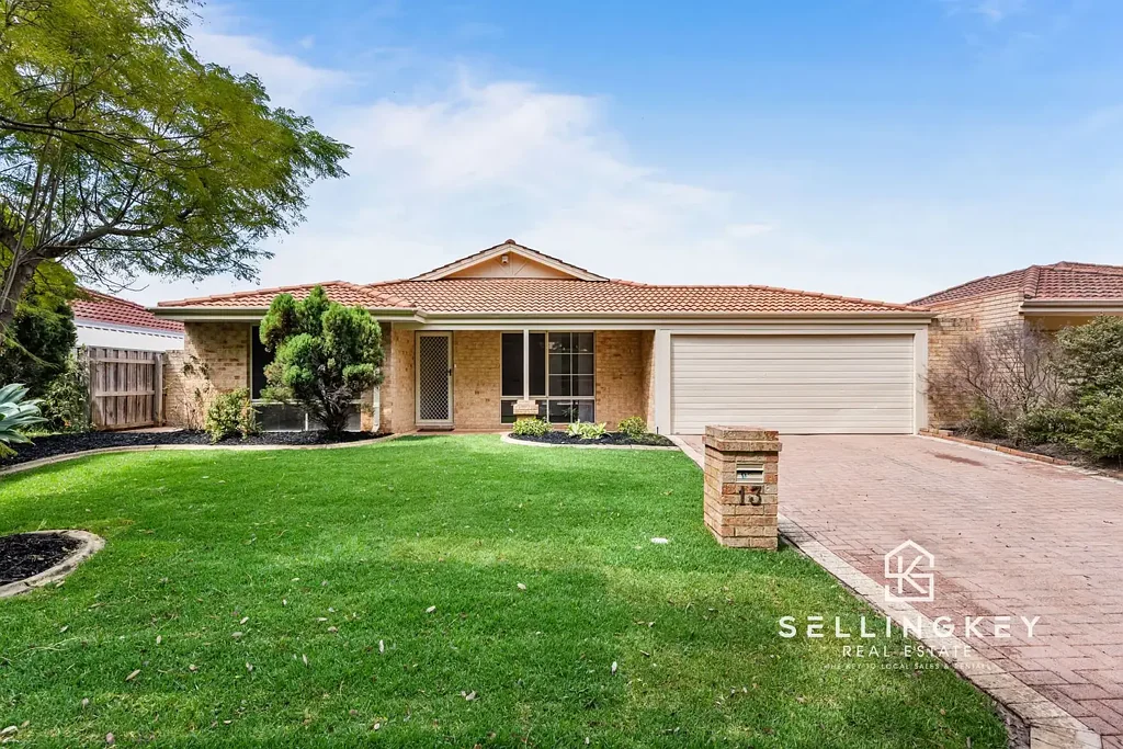 Canning Vale 5 Bedroom SellingKey Real Estate presents 13 Woodhouse Circuit, Canning Vale!