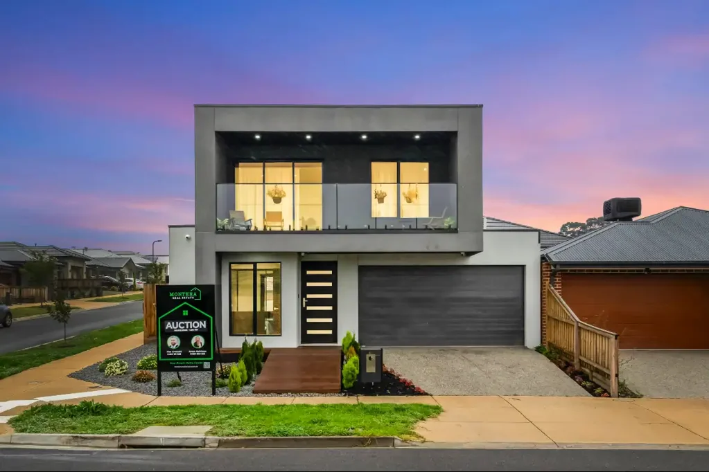 Mernda 5房  Luxury Living with a View - Brand New & Ready for You!