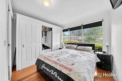 30 GAYNOR ST, MADDINGLEY VIC 3340, 3 Kuwarto, 2 Banyo, House