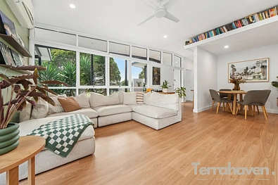 ਰਹਿਣ ਵਾਲਾ ਕਮਰਾ - 10 Berberis Crescent, Frankston, VIC 3199