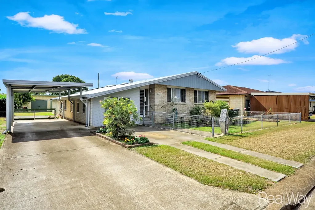 Svensson Heights 4 Bedroom Spacious Family Home with Pool, Shed & Solar in Sought-After Svensson Heights!
