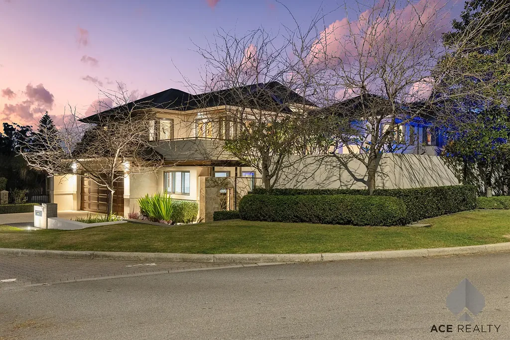 Applecross 5 Slaapkamer MASTERPIECE OF LUXURY, ELEGANCE & PRESTIGE