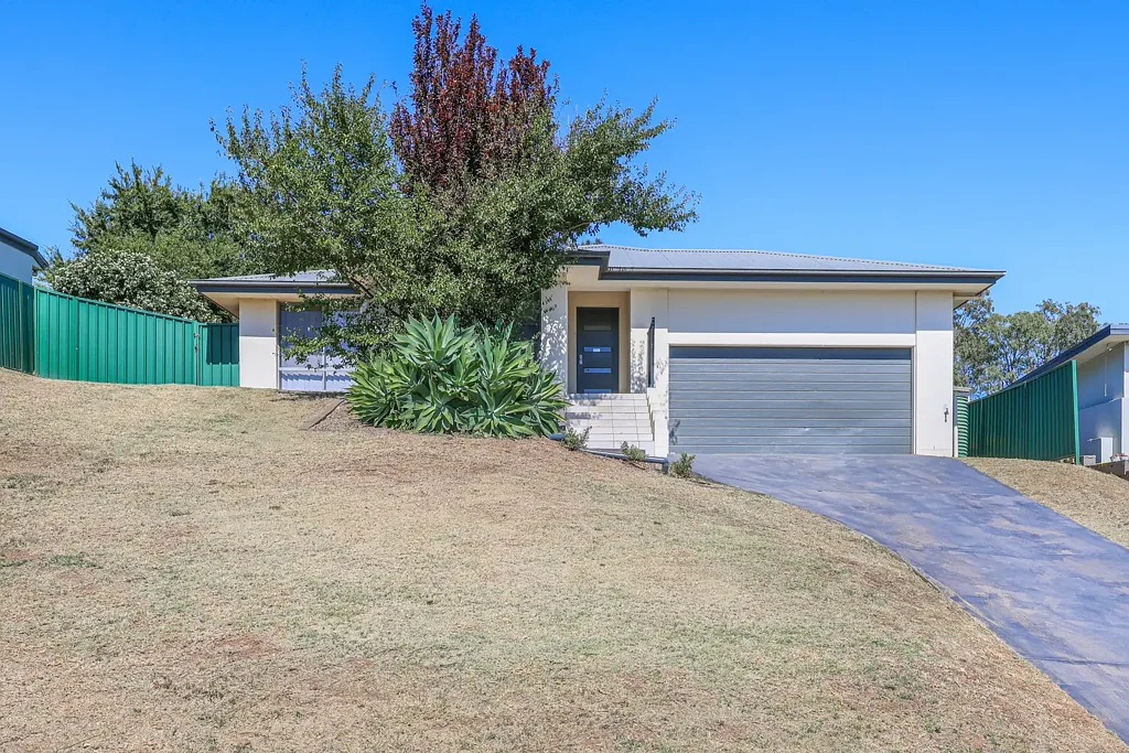 11 Jenkins Street, Muswellbrook, NSW 2333