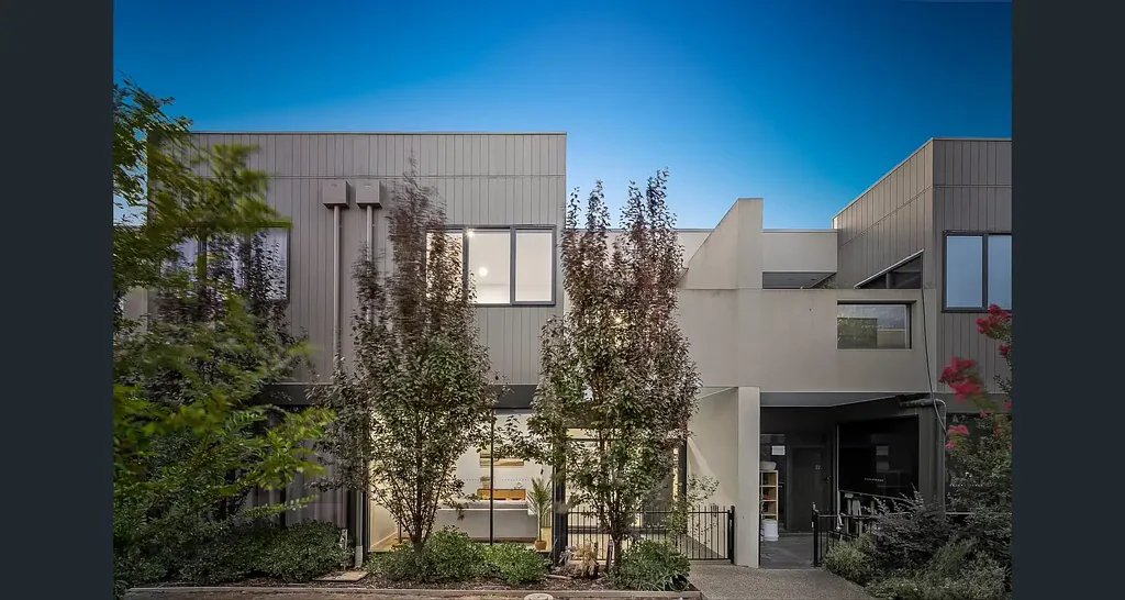 Cranbourne West 3Moenga Spacious, Stylish & Move-In Ready