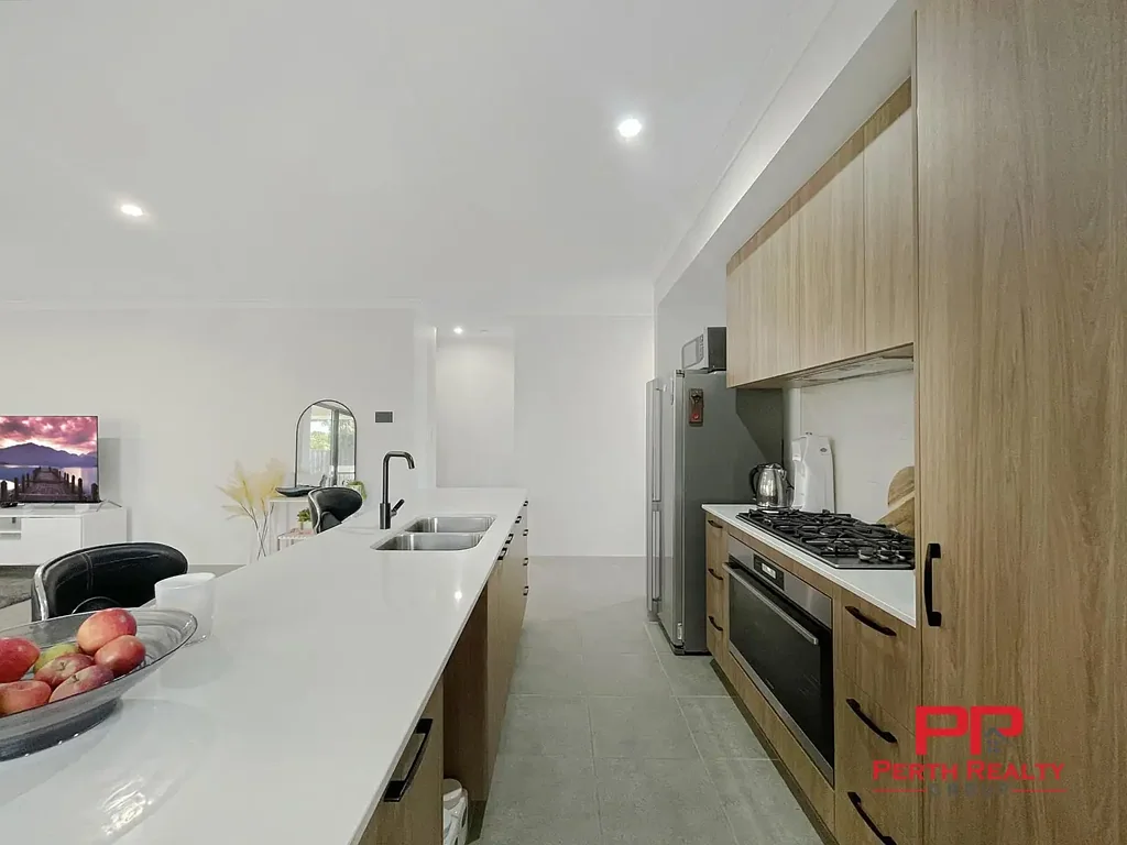 6A Ely Street, Hamilton Hill, WA 6163