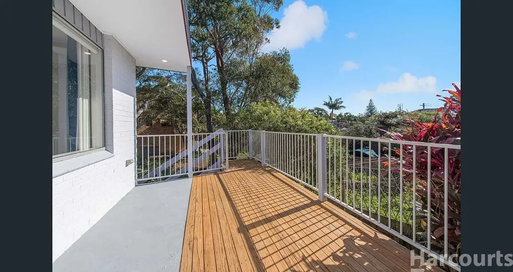 Beachside Living at Its Best – Utilities Included!