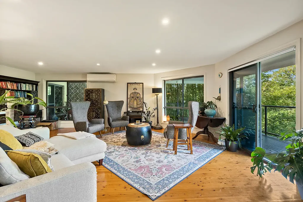 Berkeley 3 Bedroom Tranquil, Spacious & Water Views