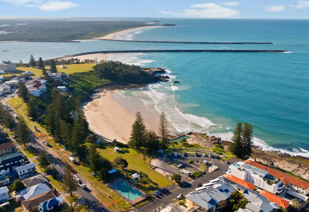 Yamba 2chambre North-East Facing Beachfront Escape - Highly Sought, Hard to Secure