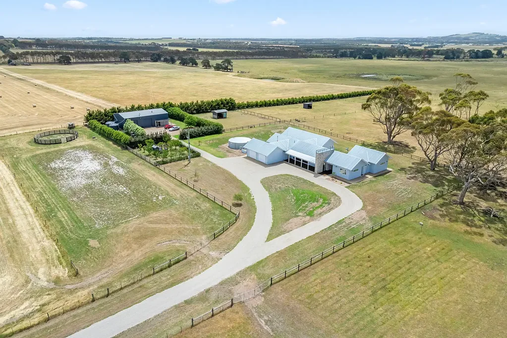 Paraparap Rural Luxury - Generous Vendor Terms Available