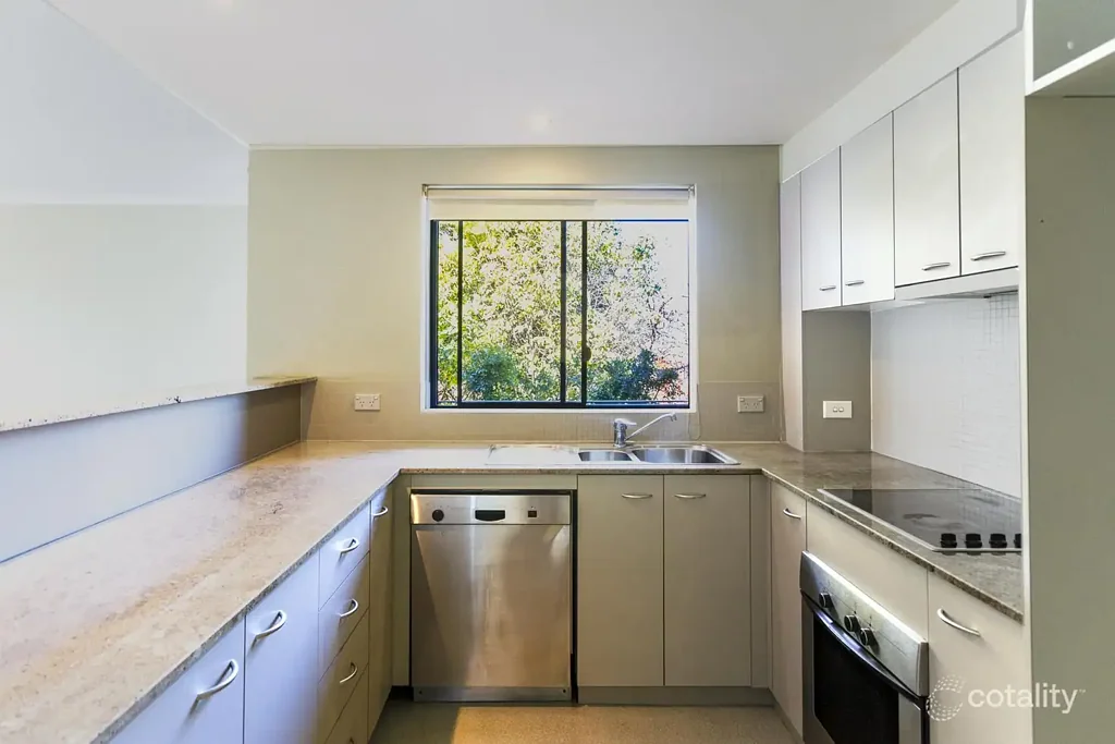 Top Floor Two-Bedroom Apartment With Parking